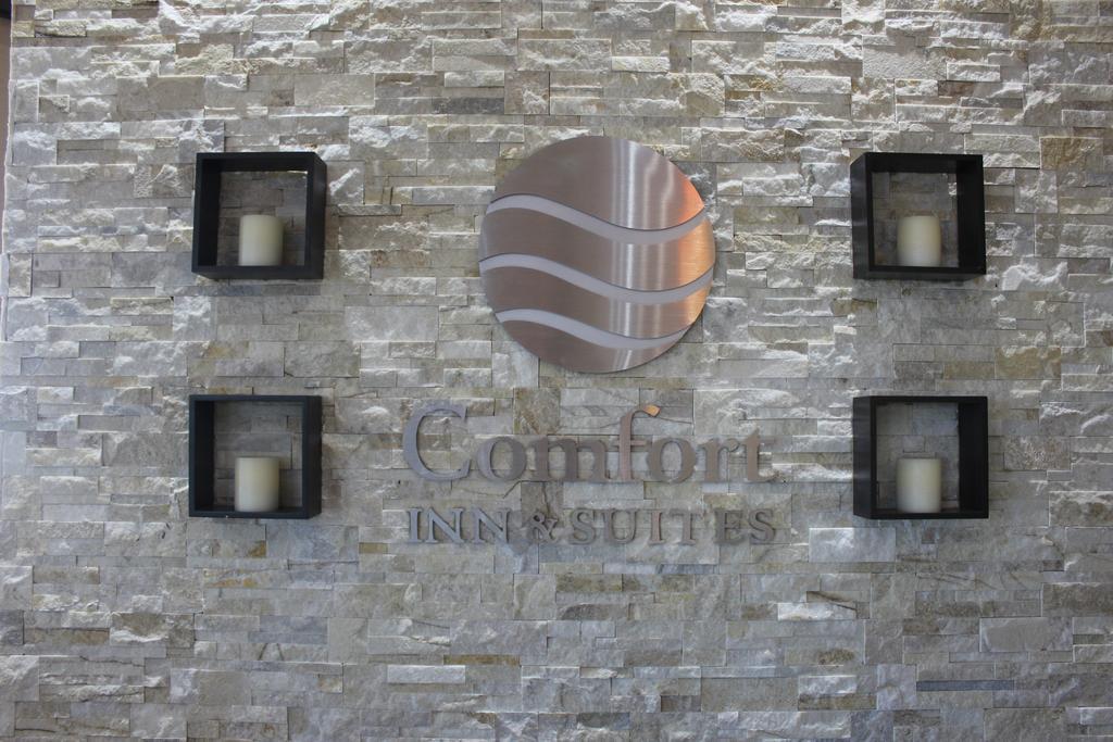Comfort Inn & Suites Barrie Eksteriør billede